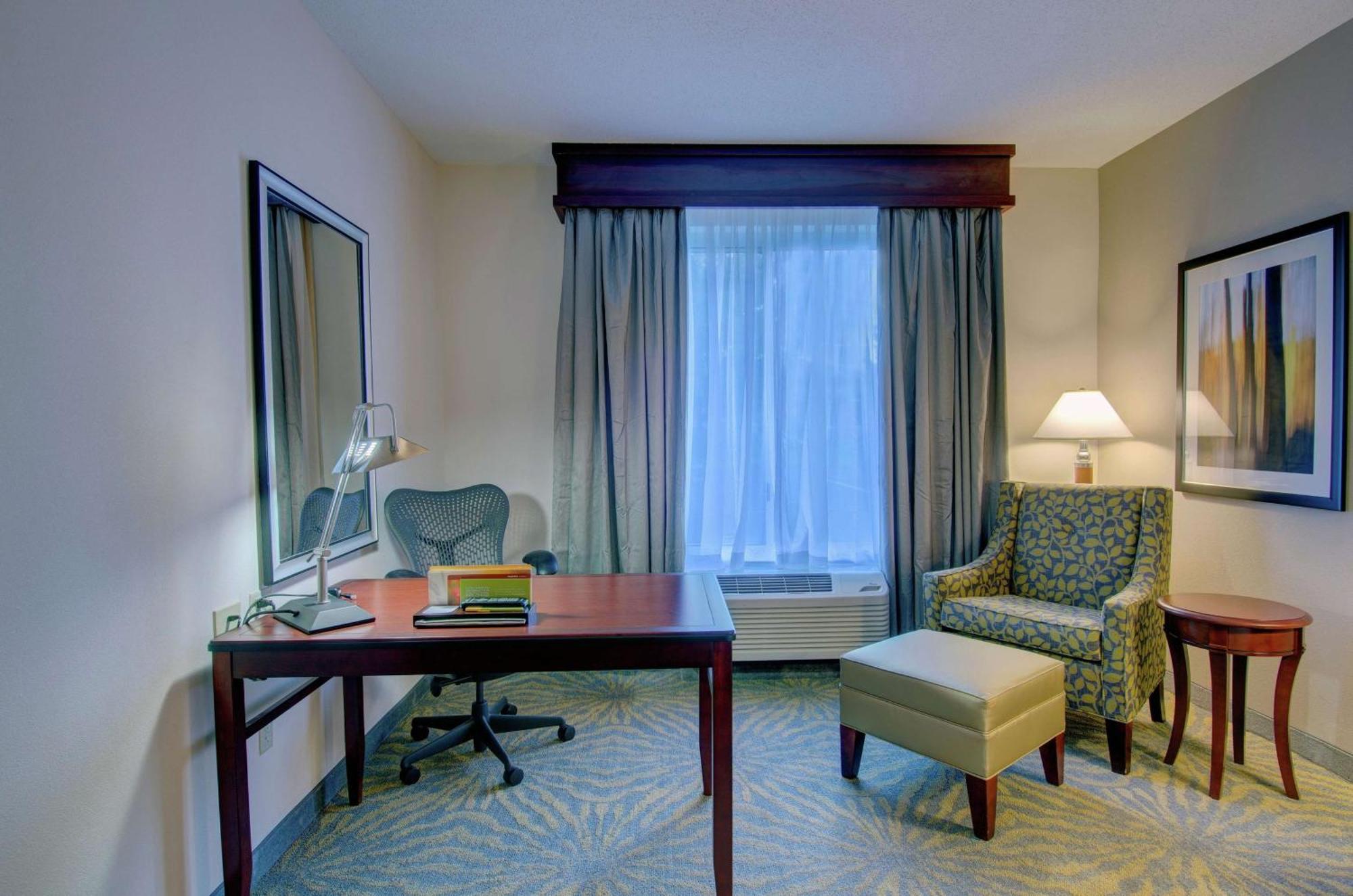 Hilton Garden Inn Norwalk Kültér fotó