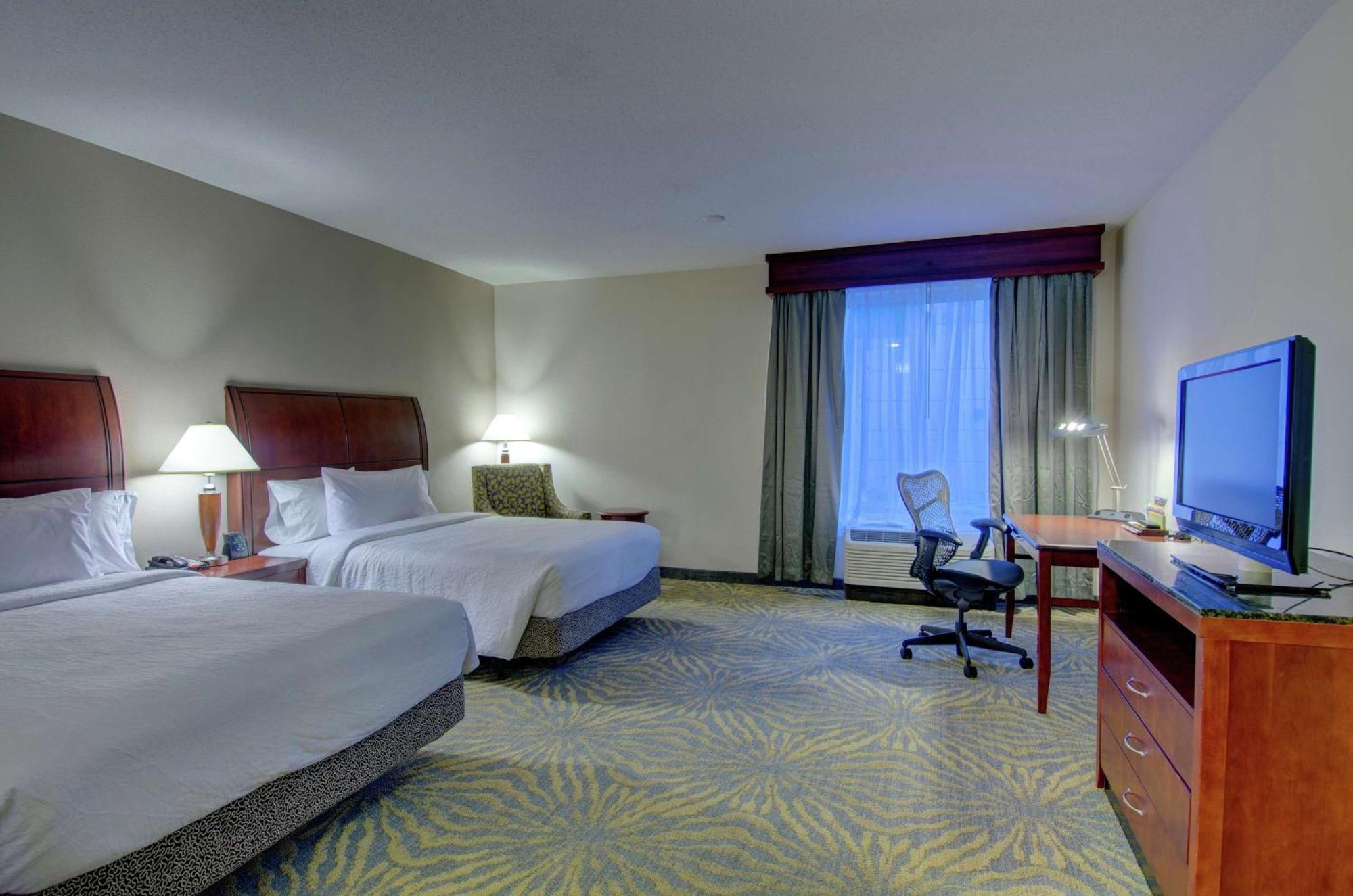 Hilton Garden Inn Norwalk Kültér fotó