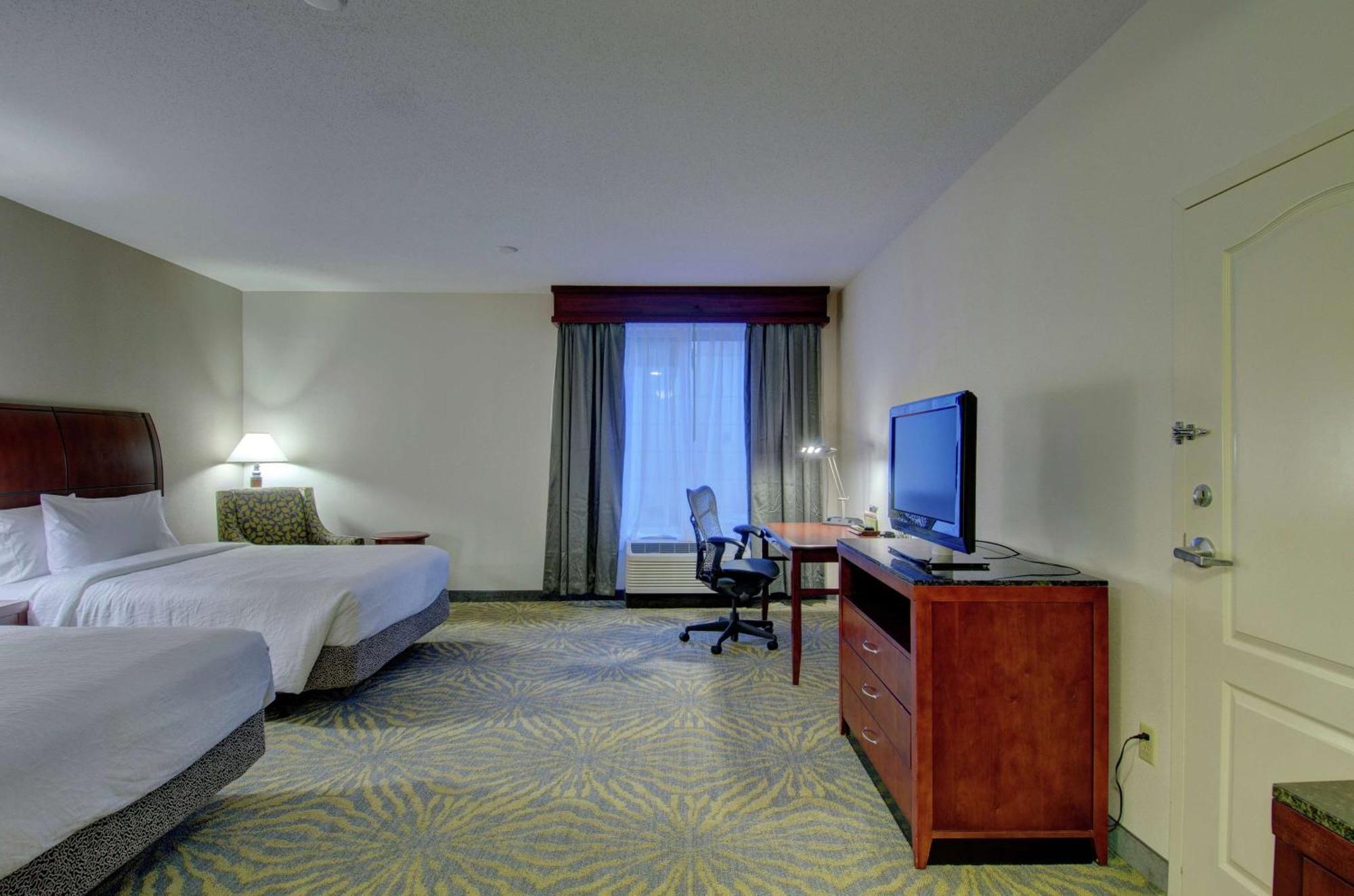 Hilton Garden Inn Norwalk Kültér fotó