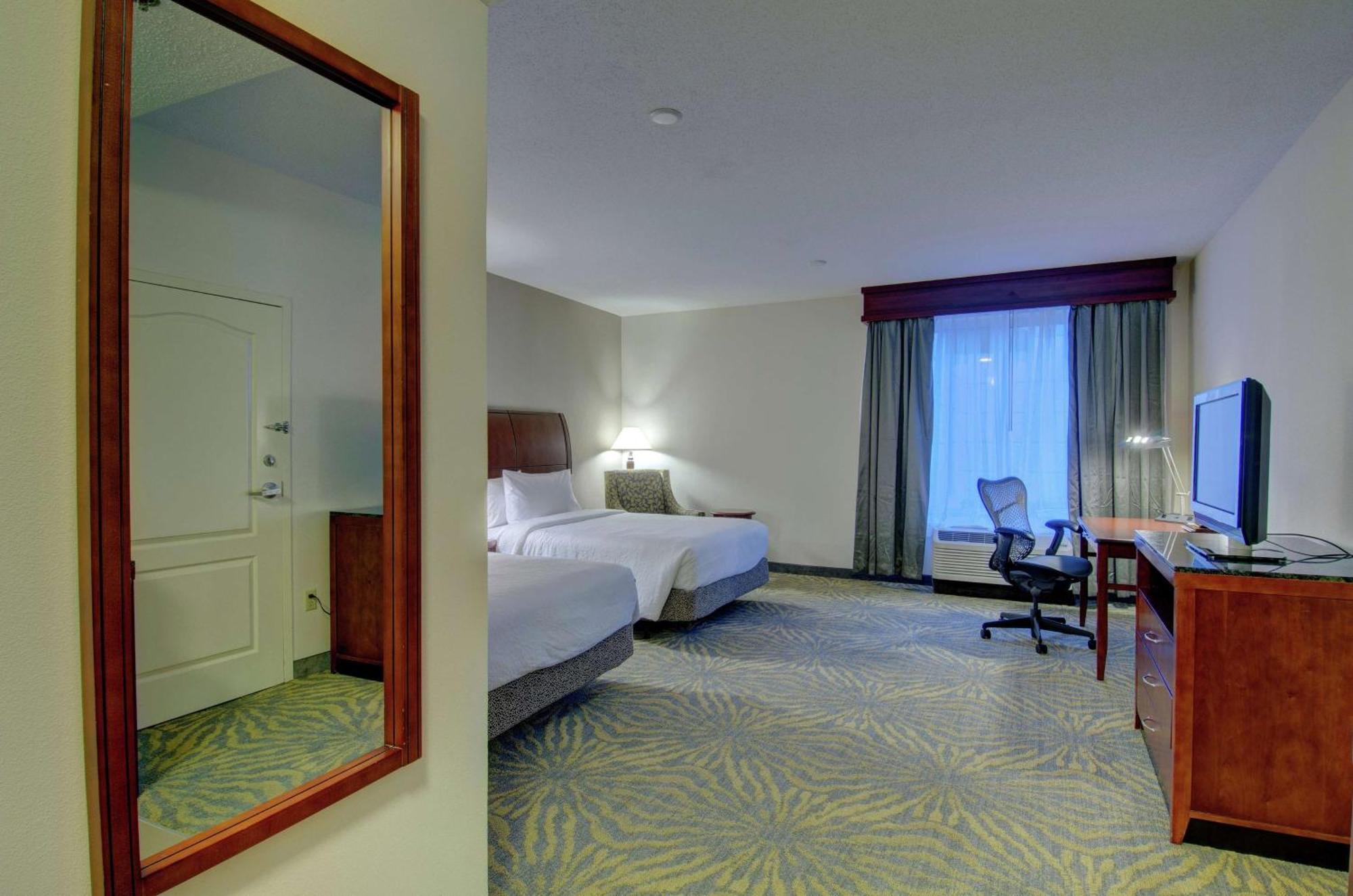 Hilton Garden Inn Norwalk Kültér fotó