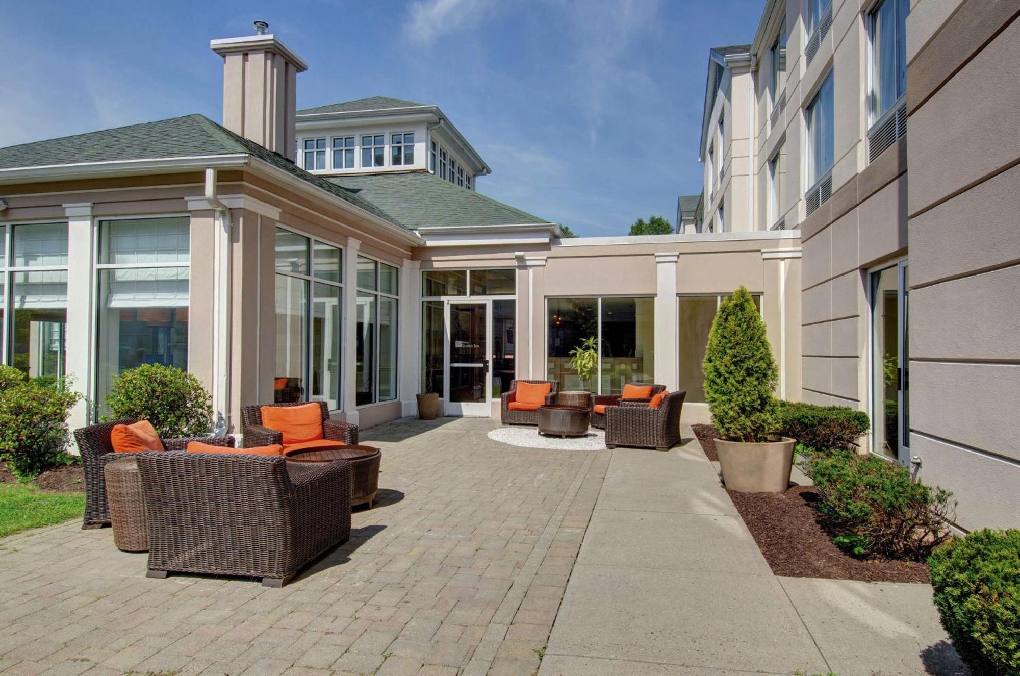Hilton Garden Inn Norwalk Kültér fotó