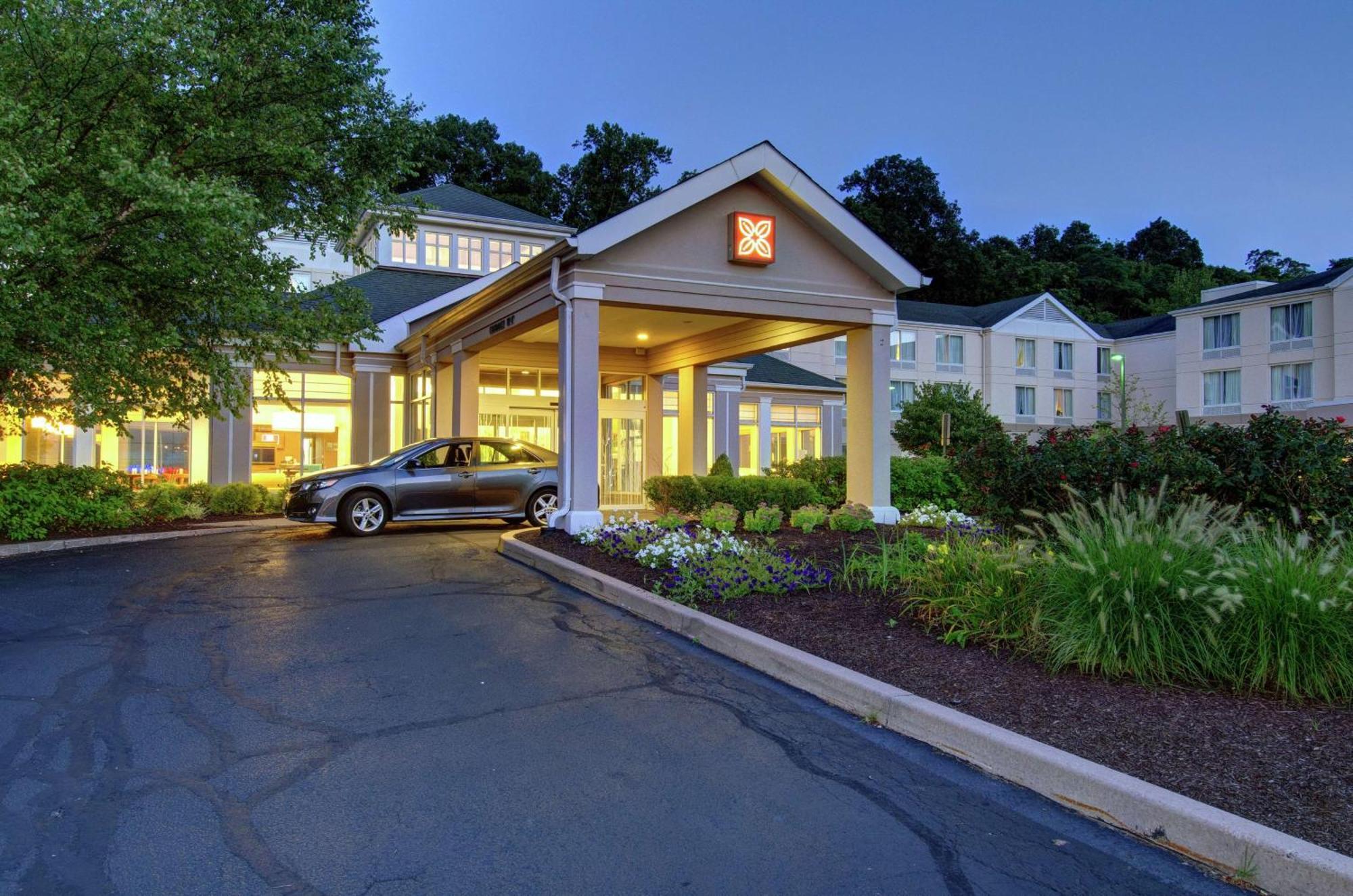 Hilton Garden Inn Norwalk Kültér fotó